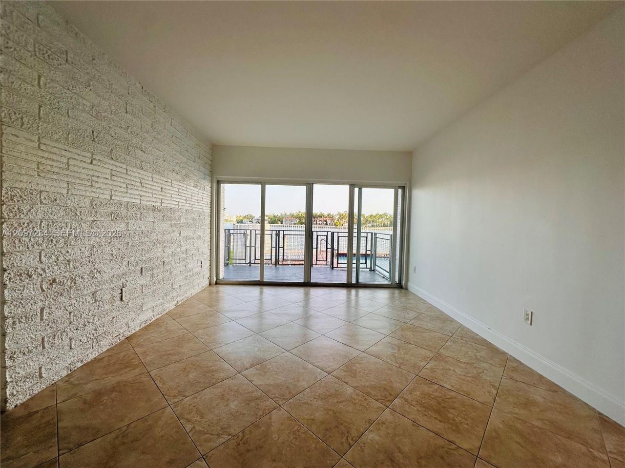 946 Bay Dr, Unit 7, Miami Beach, FL 33141 Photo