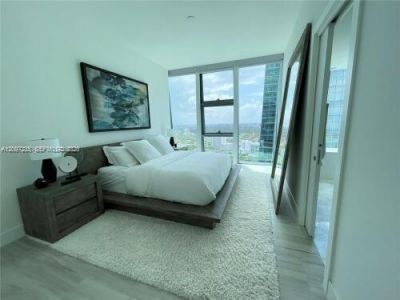 1451 Brickell Ave , Unit 4204, Miami, FL 33131 Photo