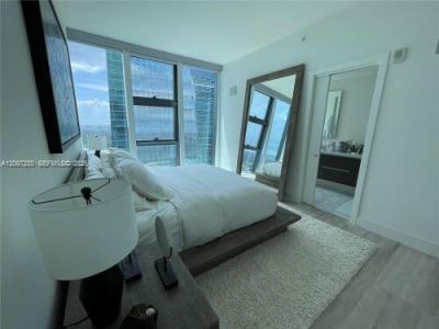 1451 Brickell Ave , Unit 4204, Miami, FL 33131 Photo