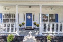 111 Back Tee Circle photo 4