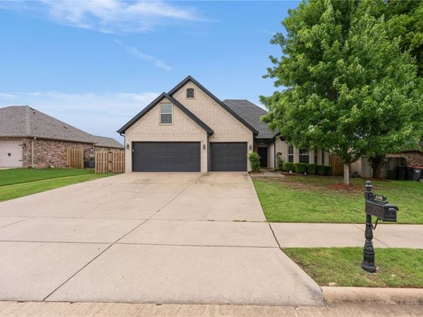 4256 Augustine Drive , Springdale, AR 72762
