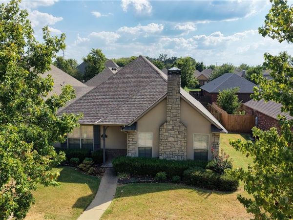 3107 SW Warberry Avenue, Bentonville, AR 72713