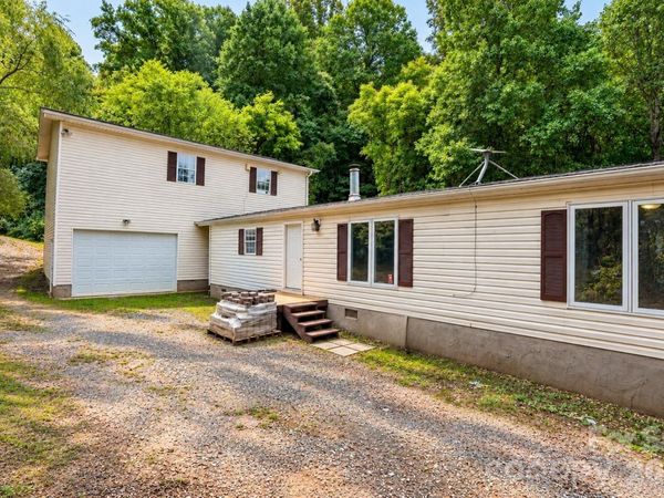 91 Walnut Drive, Leicester, NC 28748