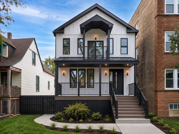 4252 N Hamlin Avenue , Chicago, IL 60618