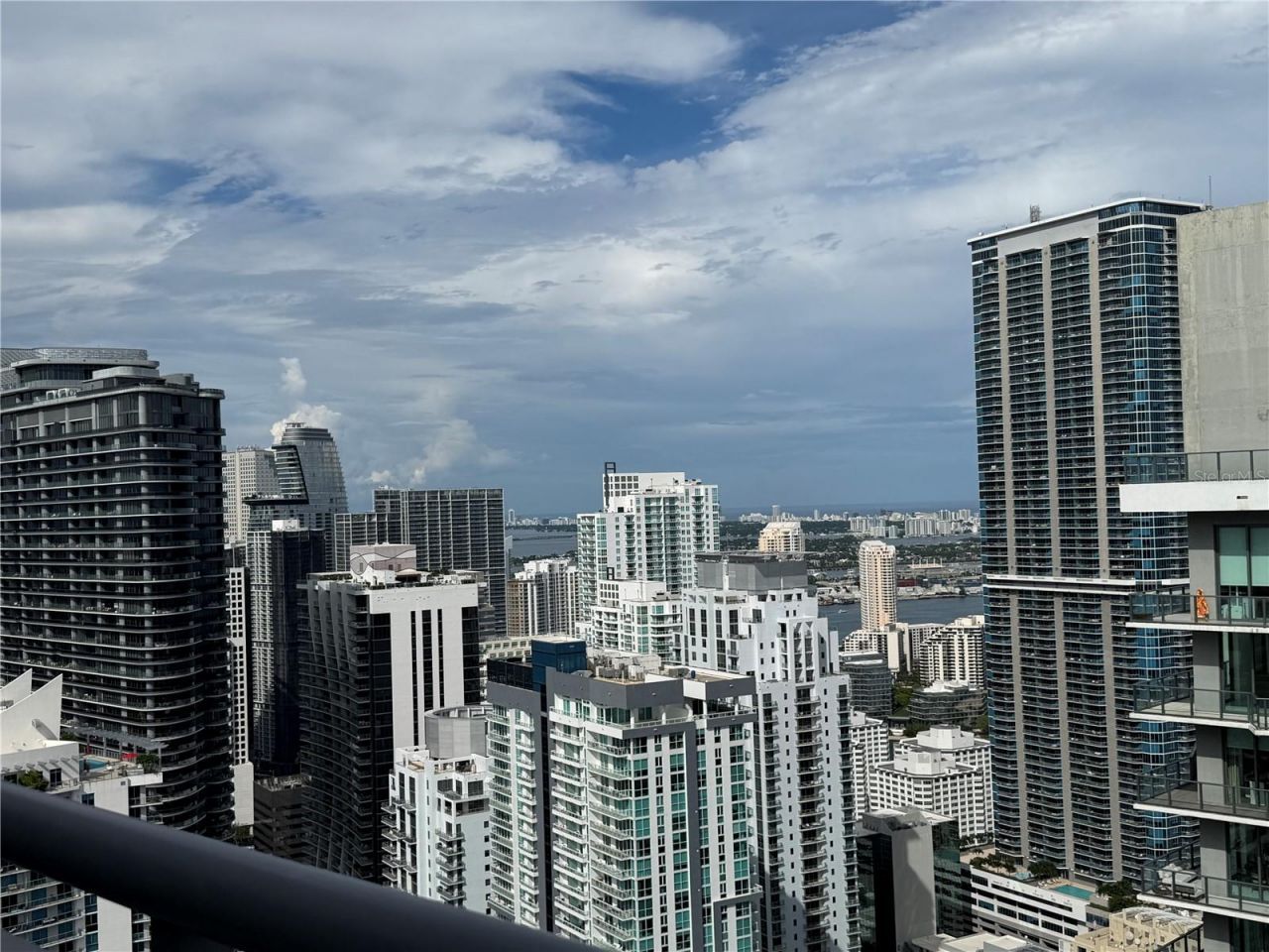 60 SW 13th Street, Unit 5212, Miami, FL 33130 Photo