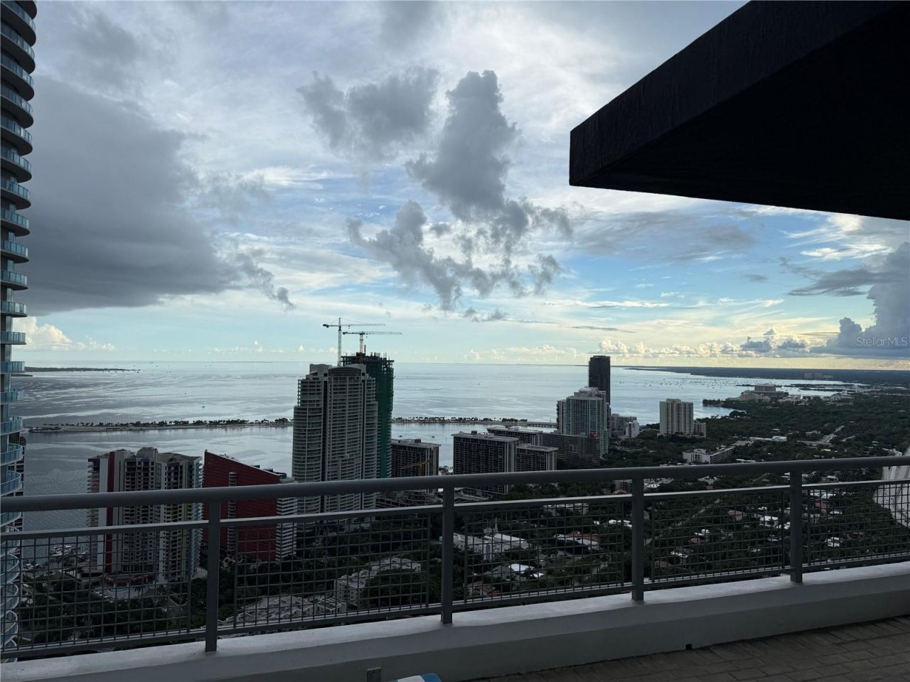 60 SW 13th Street, Unit 5212, Miami, FL 33130 Photo