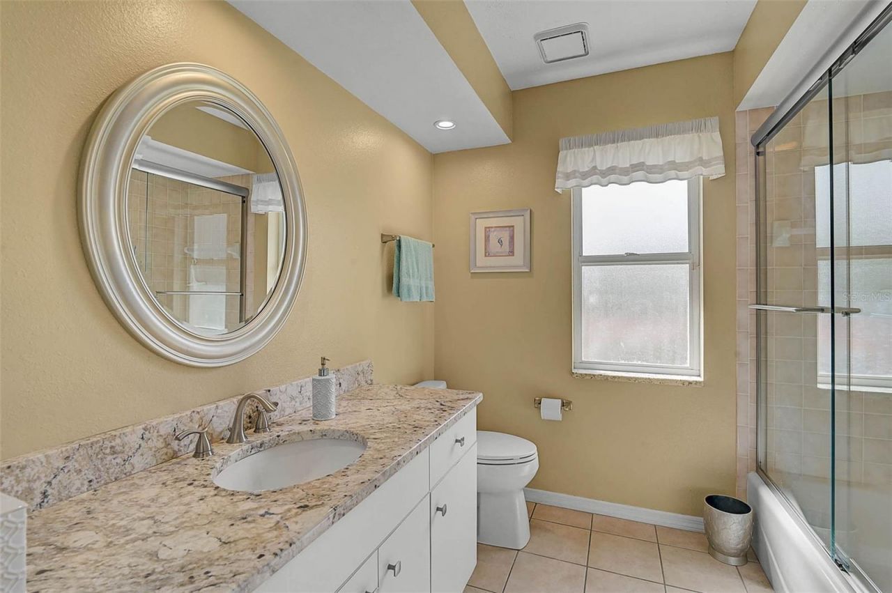 7570 Links Court , Sarasota, FL 34243 Photo