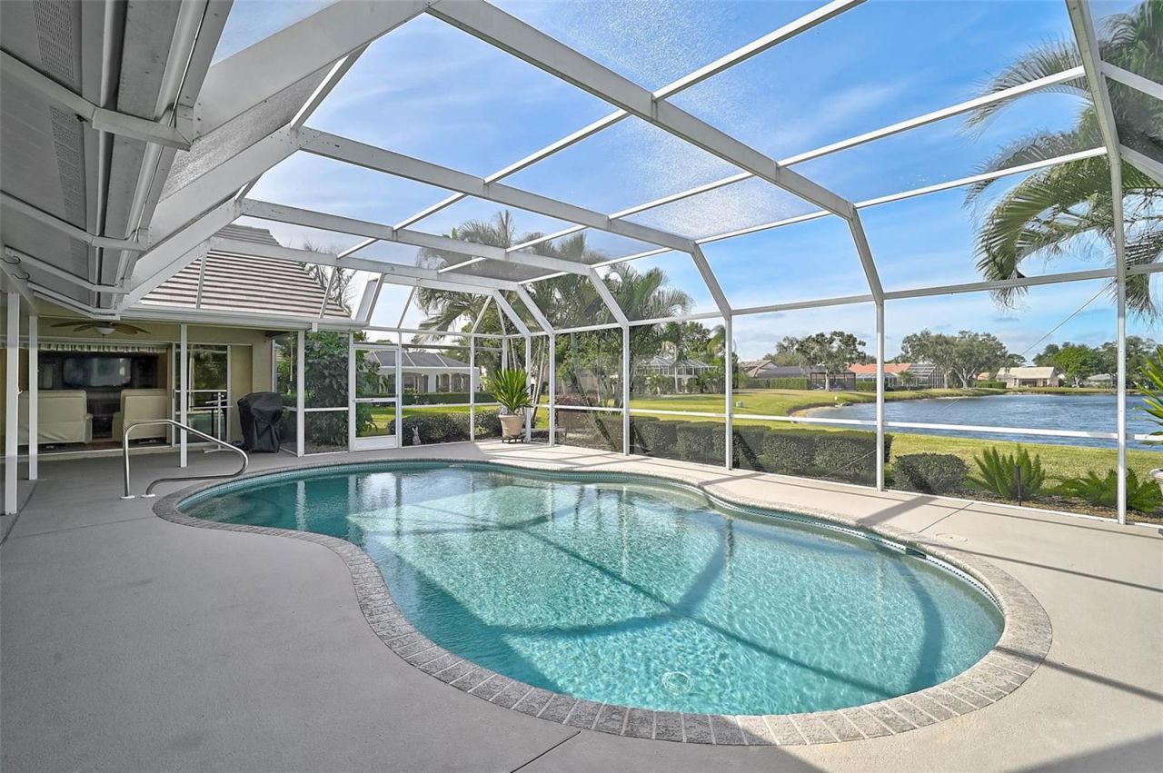 7570 Links Court , Sarasota, FL 34243 Photo