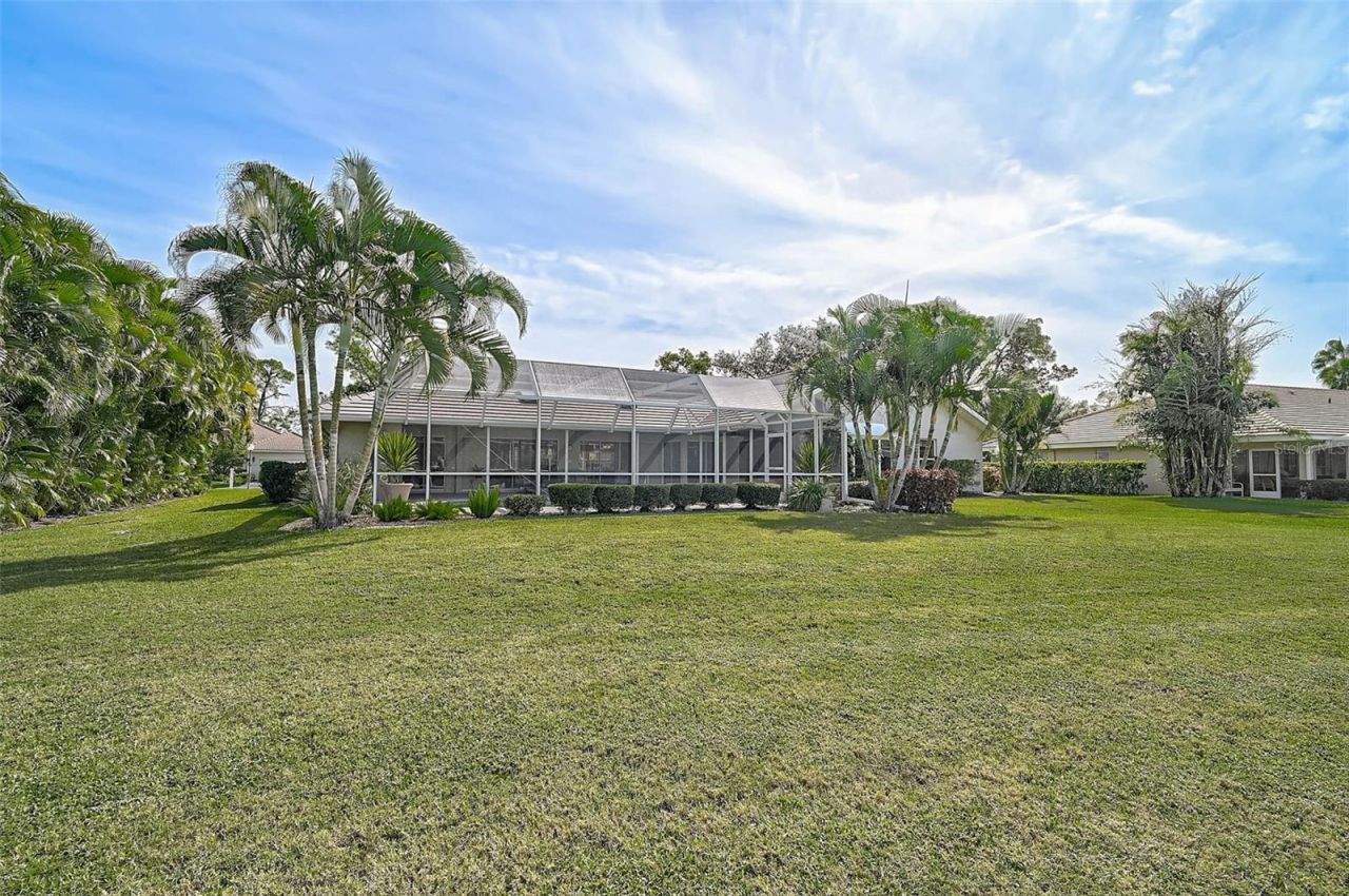 7570 Links Court , Sarasota, FL 34243 Photo