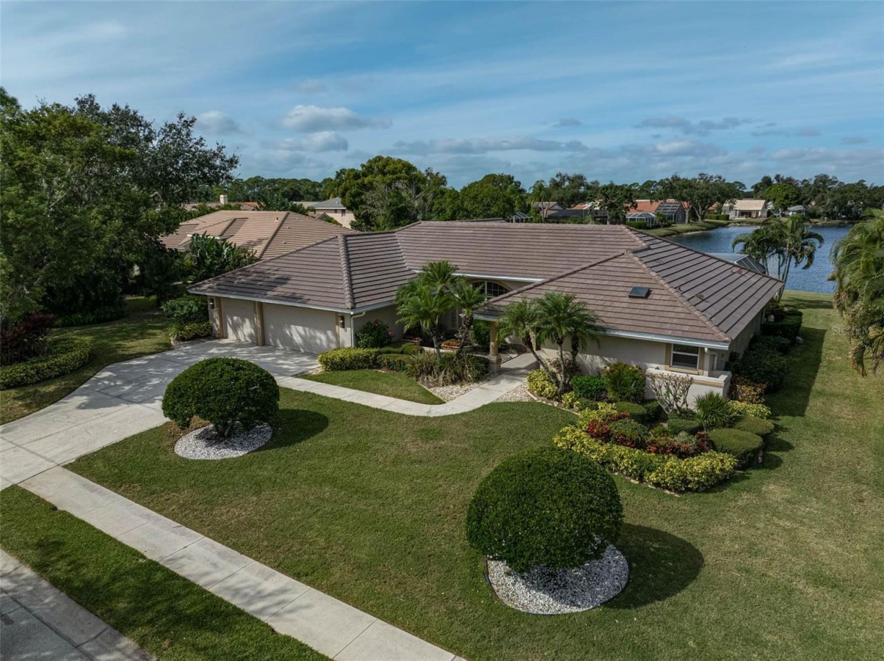 7570 Links Court , Sarasota, FL 34243 Photo