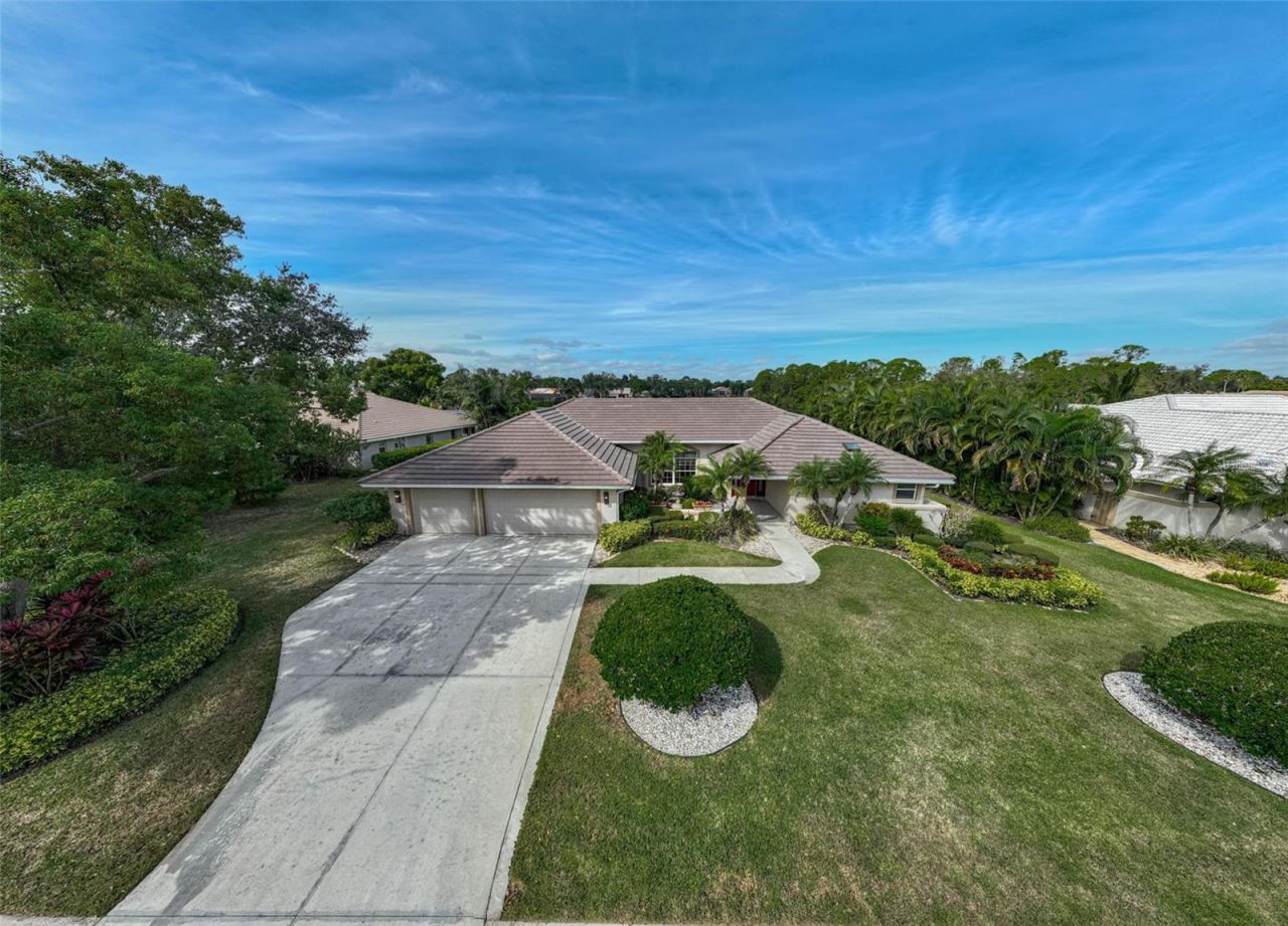 7570 Links Court , Sarasota, FL 34243 Photo