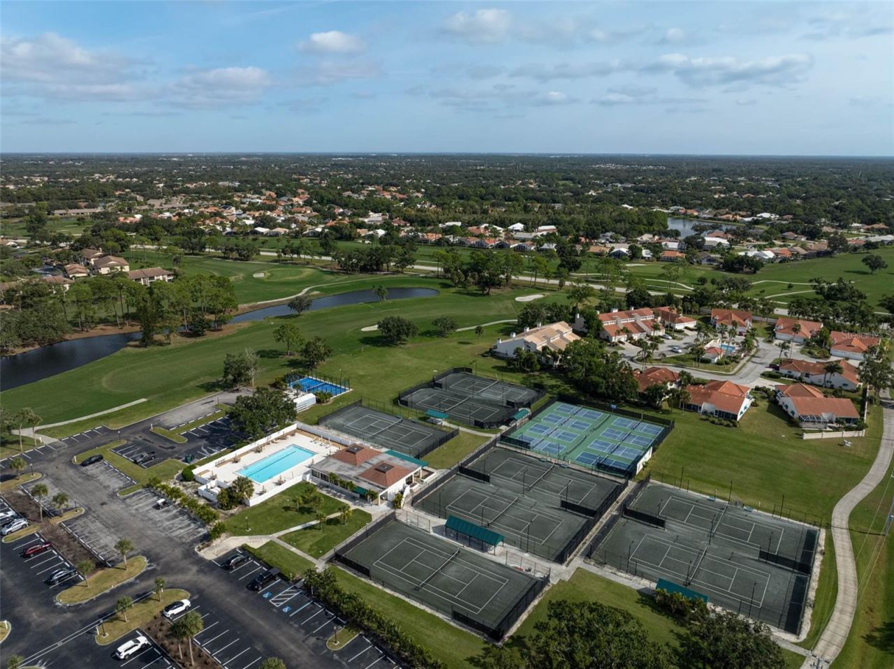 7570 Links Court , Sarasota, FL 34243 Photo