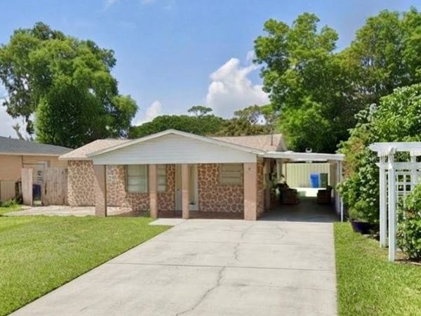 7210 N HUBERT AVENUE , TAMPA, FL 33614