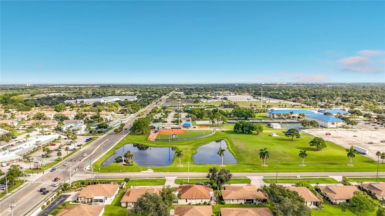 3308 60th Avenue W, Bradenton, FL 34207 Photo
