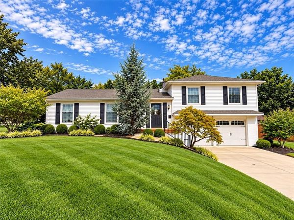 9643 Woodson Drive, Overland Park, KS 66207