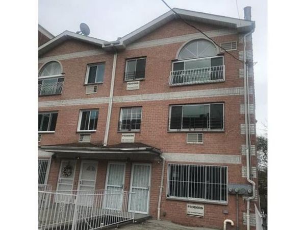 3969 Carpenter Avenue, Bronx, NY 10466