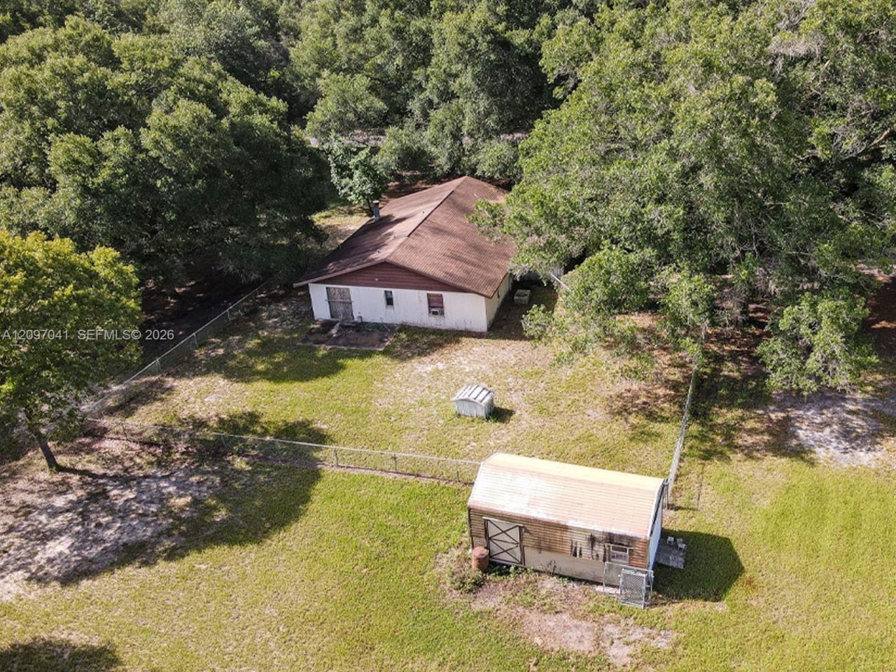 15233 SE 175th Street , Weirsdale, FL 32195 Photo