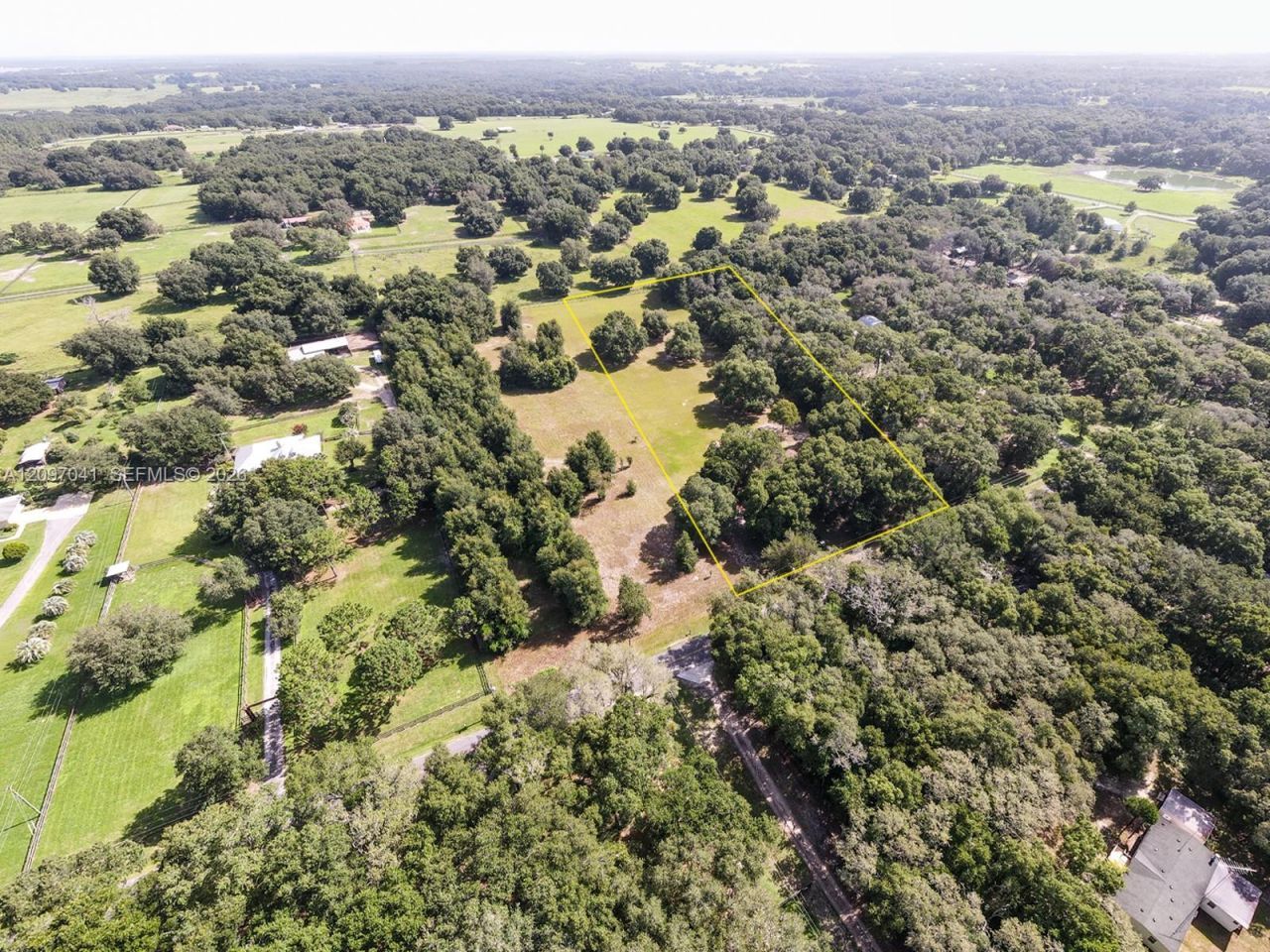 15233 SE 175th Street , Weirsdale, FL 32195 Photo