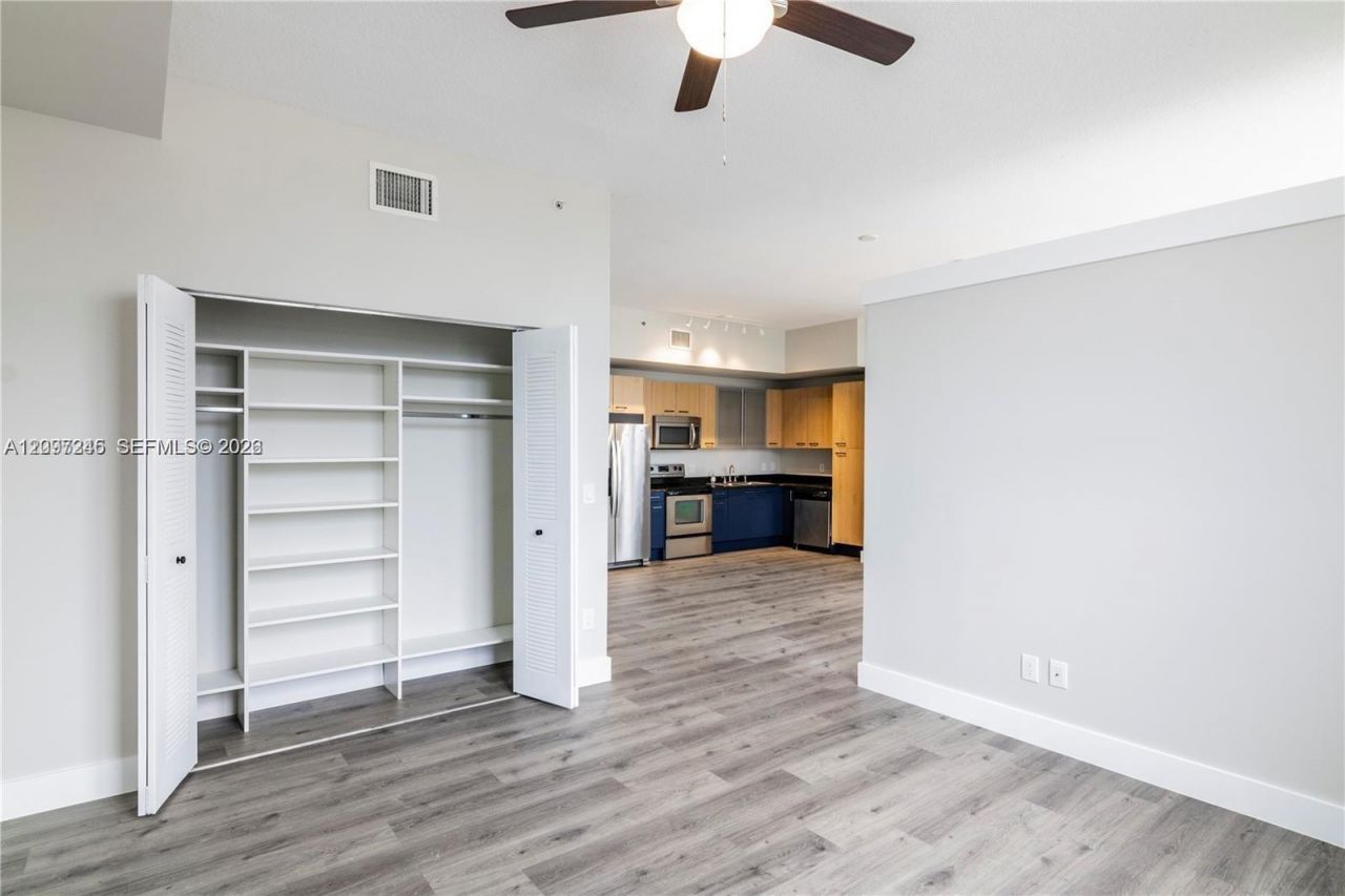 1350 NW 8th Ct, Unit A1-7, Miami, FL 33136 Photo