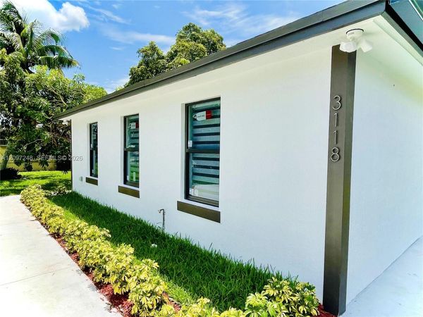 3118 NW 60 St , Miami, FL 33142