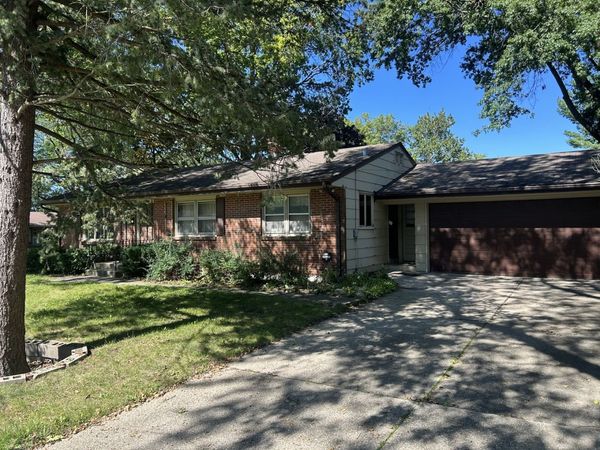 1003 Brookfield Road , Rockford, IL 61107