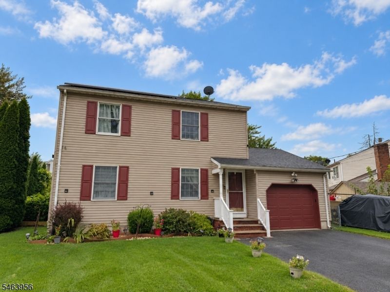 527 Valentine St, Hackettstown, NJ 07840 Main Photo