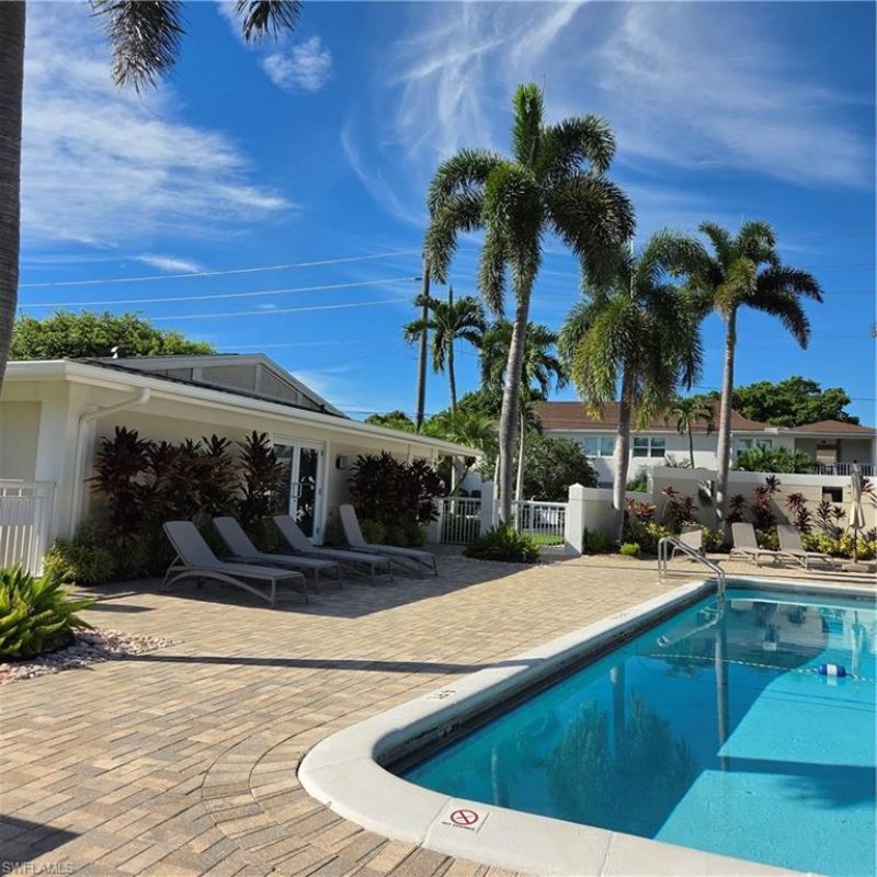 466 12th Ave S, Unit 466, Naples, FL 34102 Photo