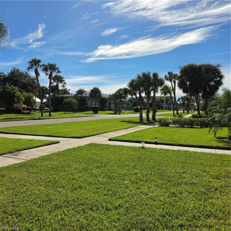 466 12th Ave S, Unit 466, Naples, FL 34102 Photo