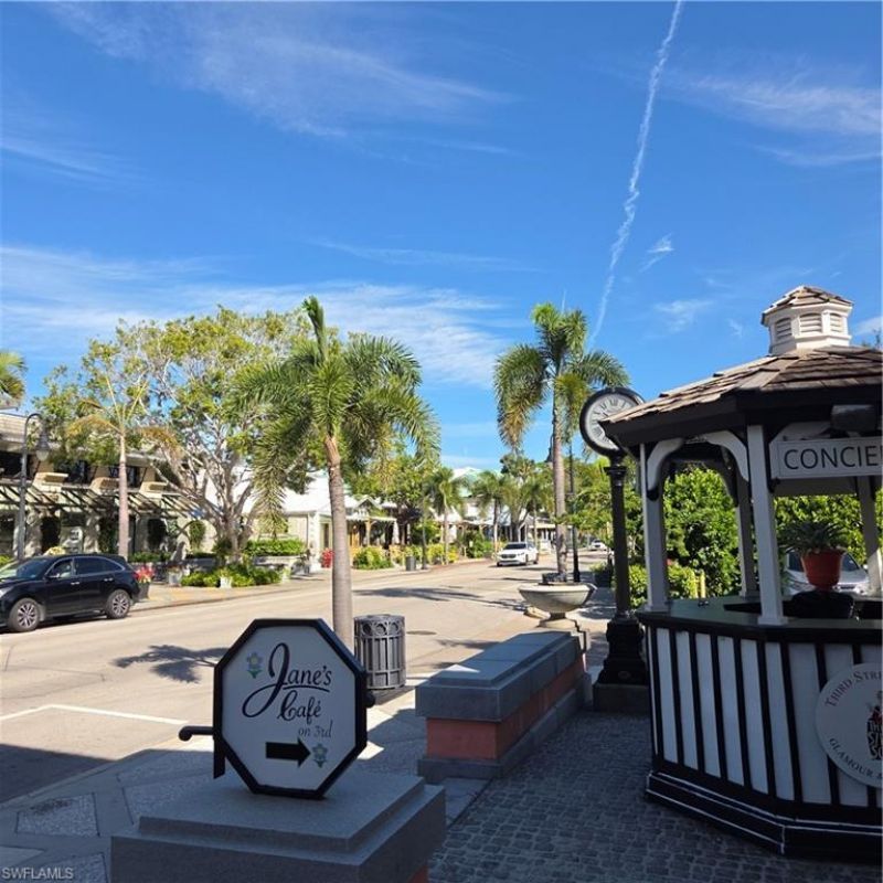 466 12th Ave S, Unit 466, Naples, FL 34102 Photo