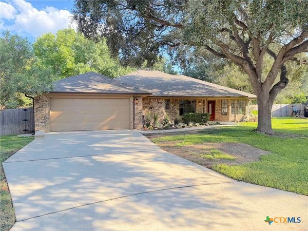 1818 Hidden Peak Circle, New Braunfels, TX 78130
