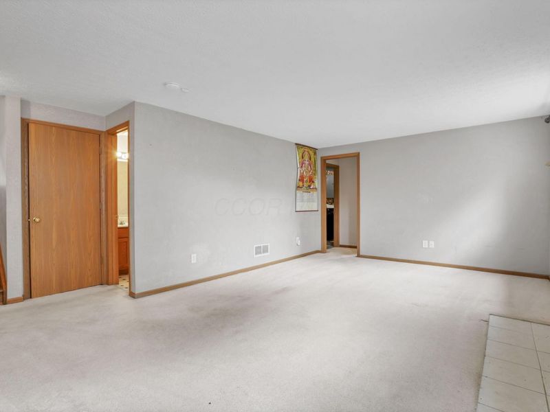 9001 Coral Canyon Circle, Reynoldsburg, OH 43068 Photo 10