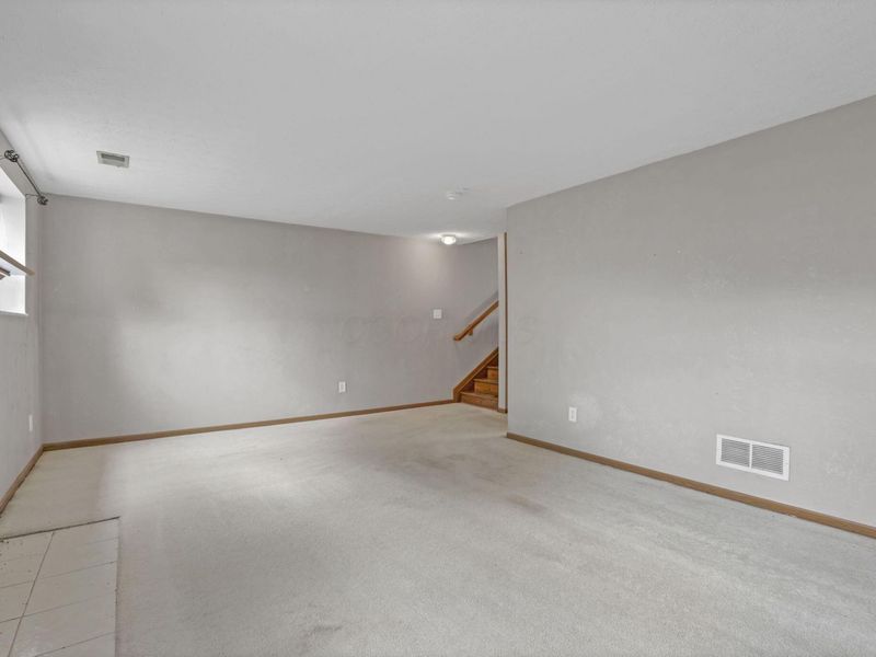 9001 Coral Canyon Circle, Reynoldsburg, OH 43068 Photo 11