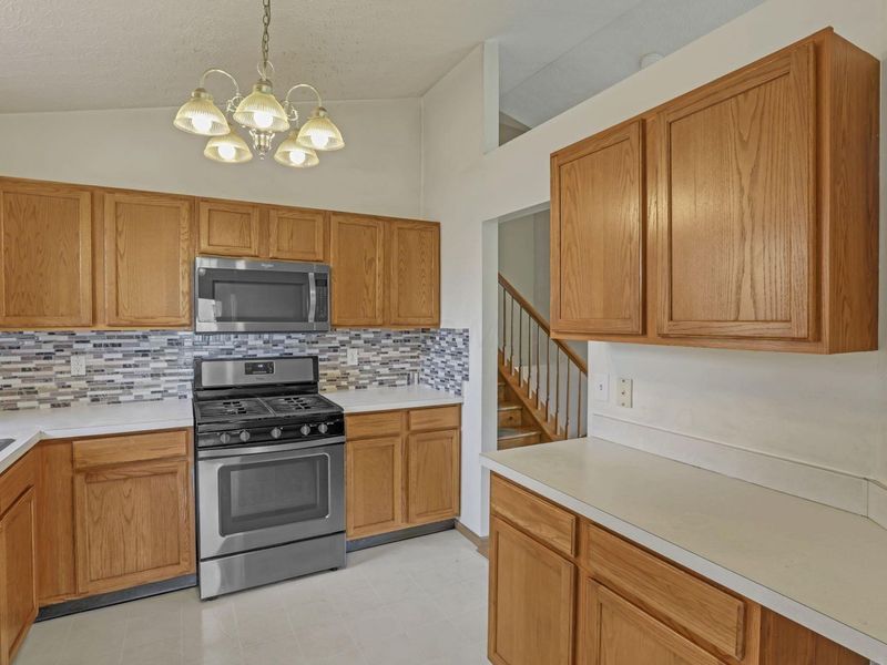 9001 Coral Canyon Circle, Reynoldsburg, OH 43068 Photo 21