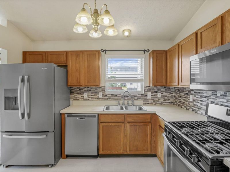 9001 Coral Canyon Circle, Reynoldsburg, OH 43068 Photo 24
