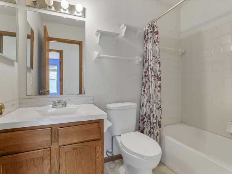 9001 Coral Canyon Circle, Reynoldsburg, OH 43068 Photo 32