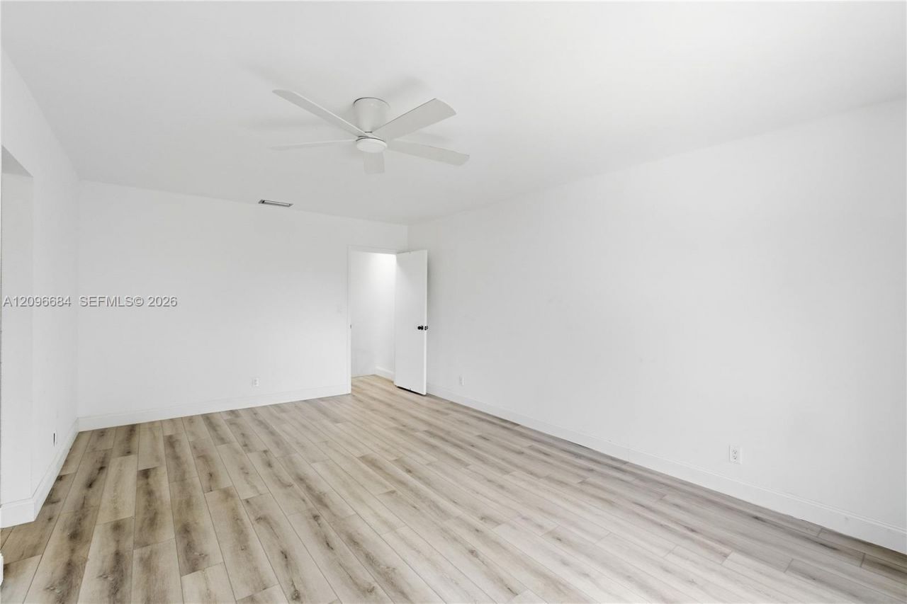 9074 NW 35th Pl, Sunrise, FL 33351 Photo