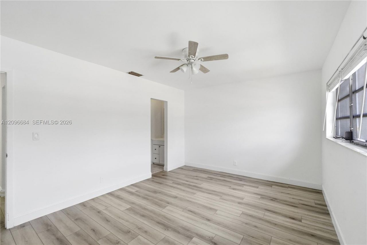 9074 NW 35th Pl, Sunrise, FL 33351 Photo