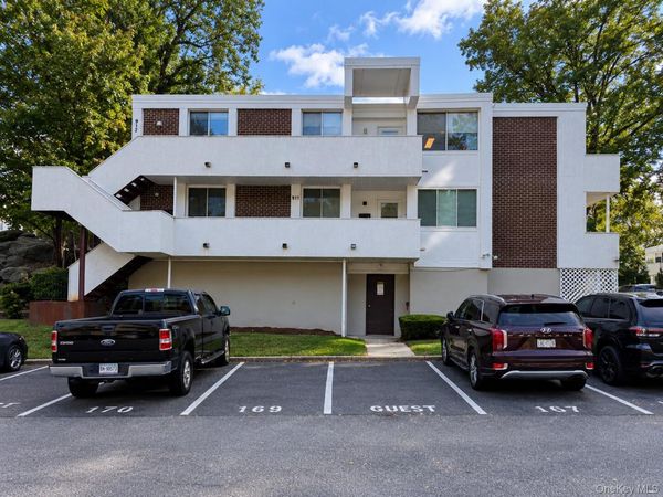921 Colony Drive, Hartsdale, NY 10530