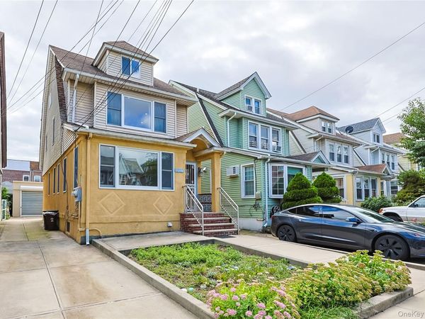 161-24 84th Avenue, Jamaica Hills, NY 11432