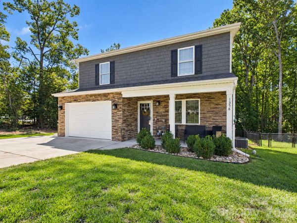 1358 26th Avenue NE, Hickory, NC 28601