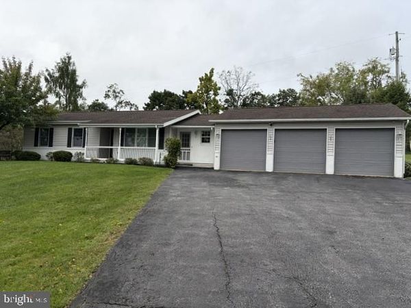 260 SUMMER HILL ROAD , BERNVILLE, PA 19506