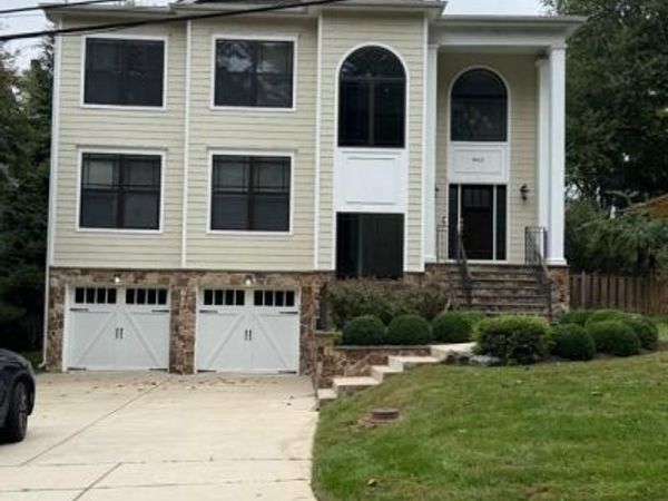 8612 RIDGE ROAD, BETHESDA, MD 20817