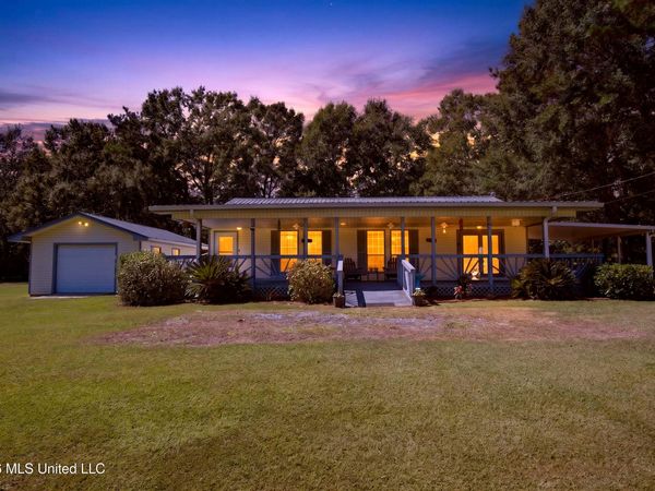 15817 Peapatch Road, Biloxi, MS 39532