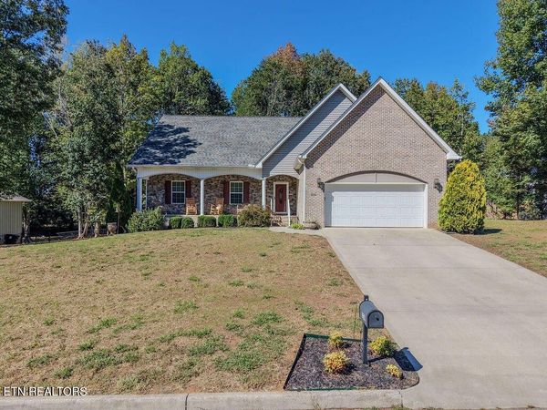339 Shadows Lawn Drive , Athens, TN 37303