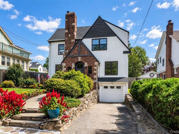 887 Webster Avenue , New Rochelle, NY 10804