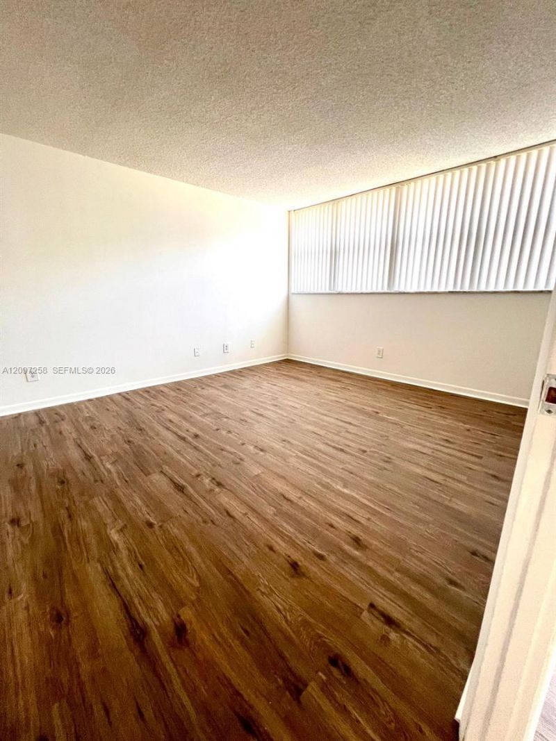 700 NW 214th St , Unit 411, Miami Gardens, FL 33169 Photo