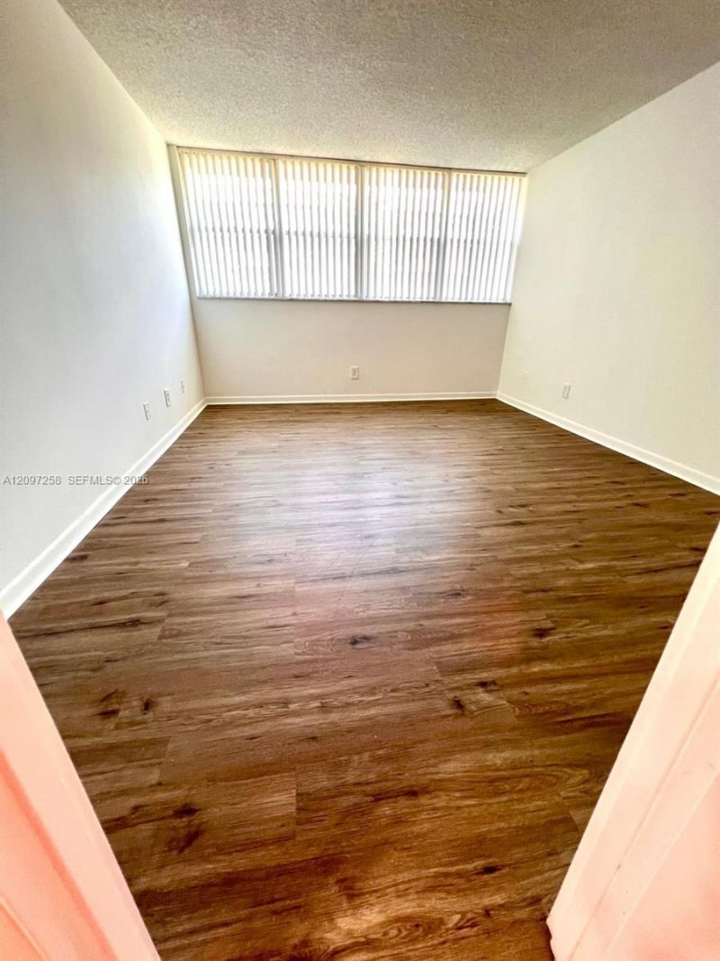 700 NW 214th St , Unit 411, Miami Gardens, FL 33169 Photo
