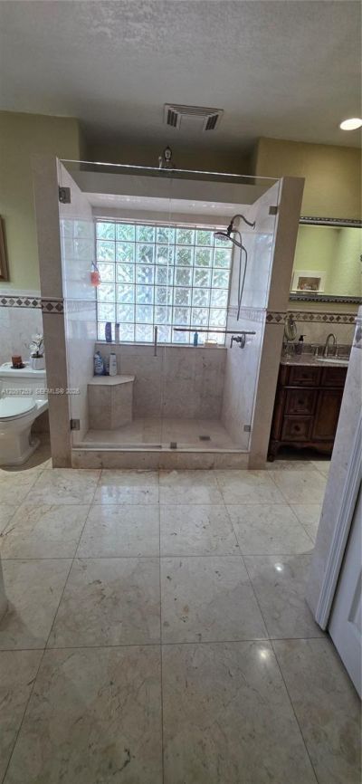 17665 NW 87th Ct , Hialeah, FL 33018 Photo