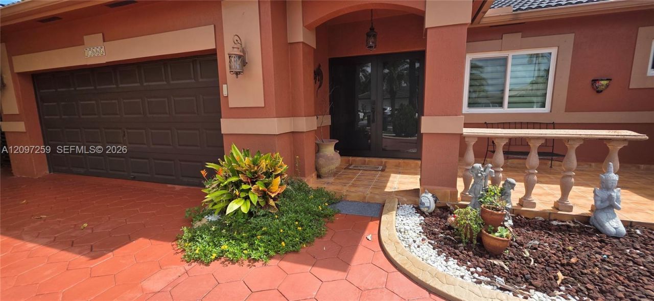 17665 NW 87th Ct , Hialeah, FL 33018 Photo