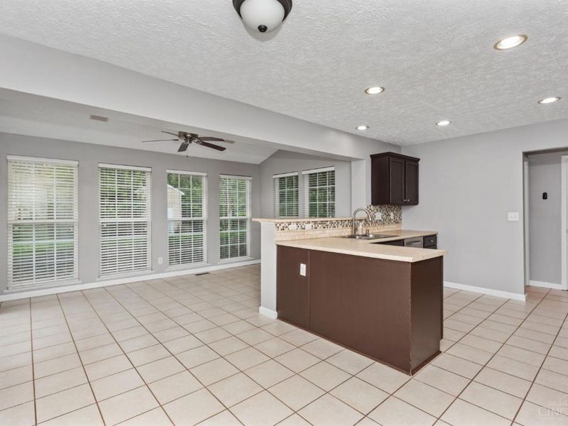4383 Goldendawn Way, Liberty Township, OH 45044 Photo 14